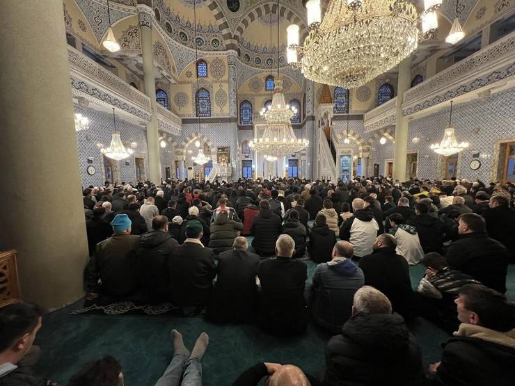 Rize’de Ramazan Bayram Namazı Eda Edildi 36