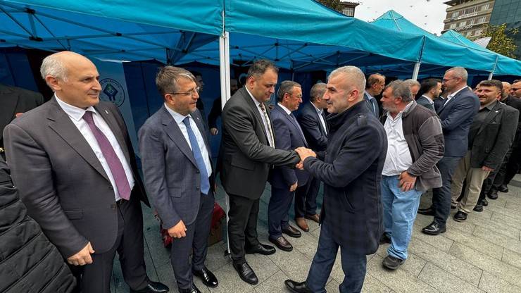 Rize'de Protokol, Vatandaşlarla Bayramlaştı 11