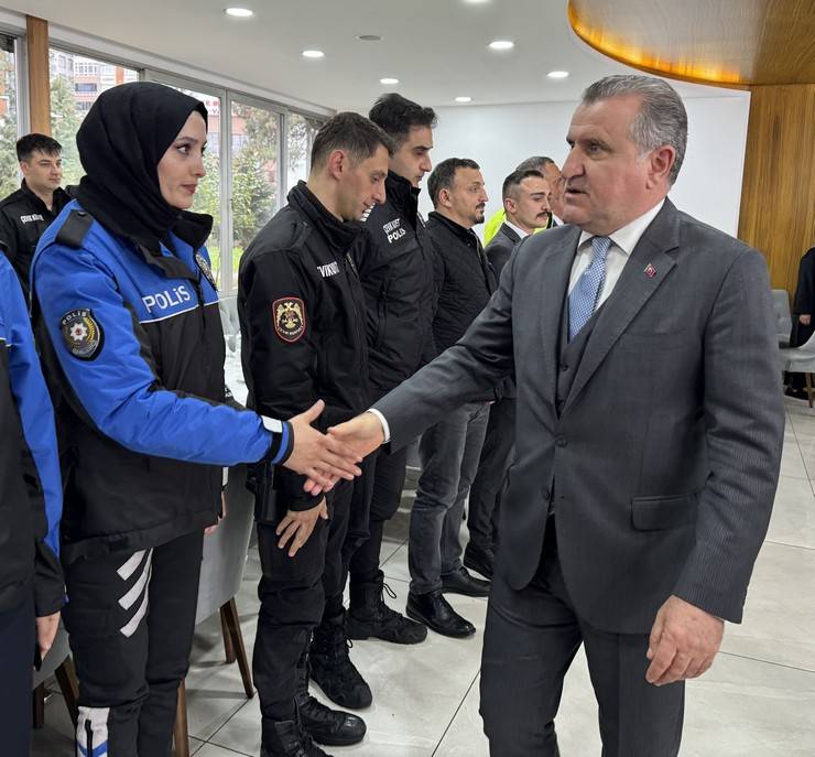 Rize'de Protokol, Vatandaşlarla Bayramlaştı 21