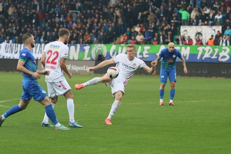 Çaykur Rizespor - Antalyaspor Maçından Kareler 34