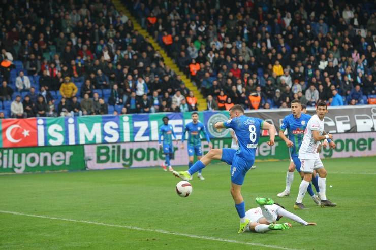 Çaykur Rizespor - Antalyaspor Maçından Kareler 44