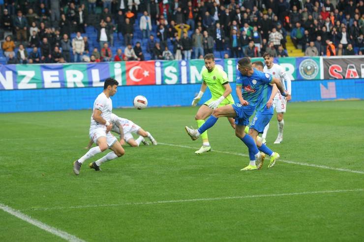 Çaykur Rizespor - Antalyaspor Maçından Kareler 47