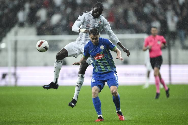 Beşiktaş - Çaykur Rizespor maçından kareler 11