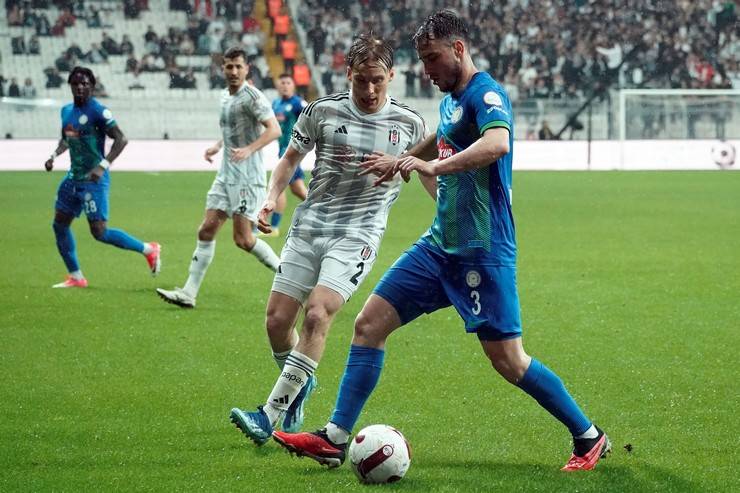 Beşiktaş - Çaykur Rizespor maçından kareler 42