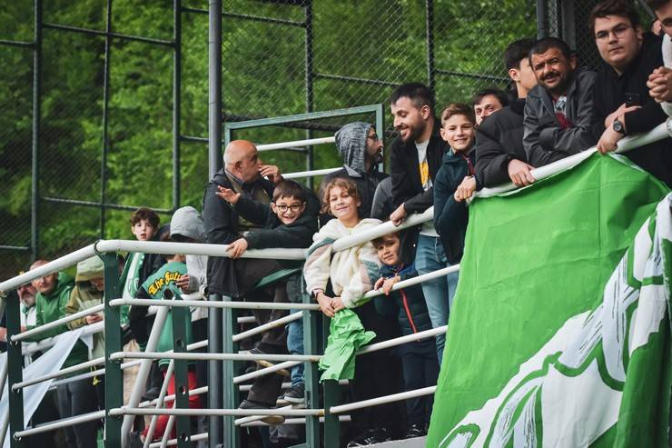 Çayelispor, 30 Yıllık Bekleyişin Ardından TFF 3. Lige Yükseldi 35