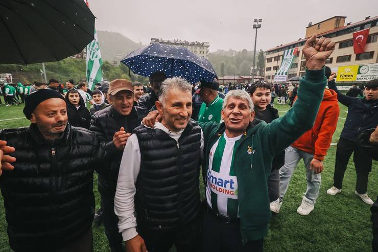 Çayelispor, 30 Yıllık Bekleyişin Ardından TFF 3. Lige Yükseldi 39