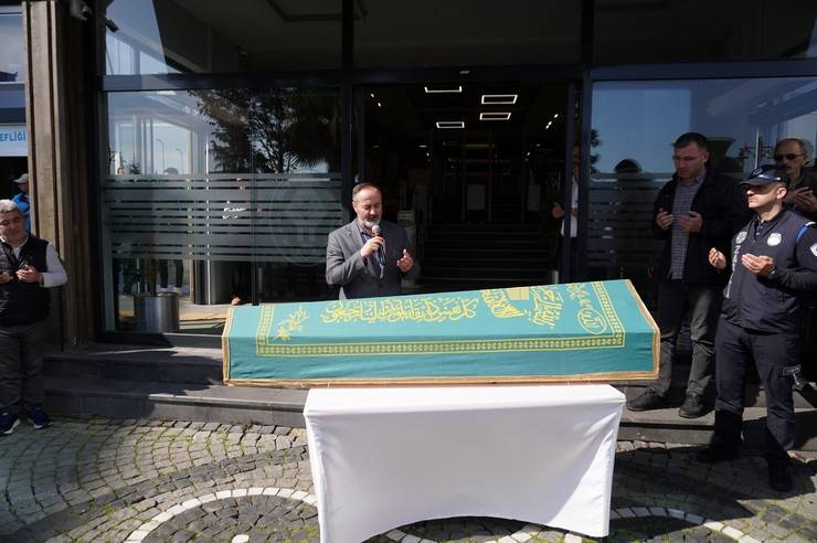 Hayatını kaybeden Rize Belediyesi personeli Turgut Yıldırım'a son veda 3