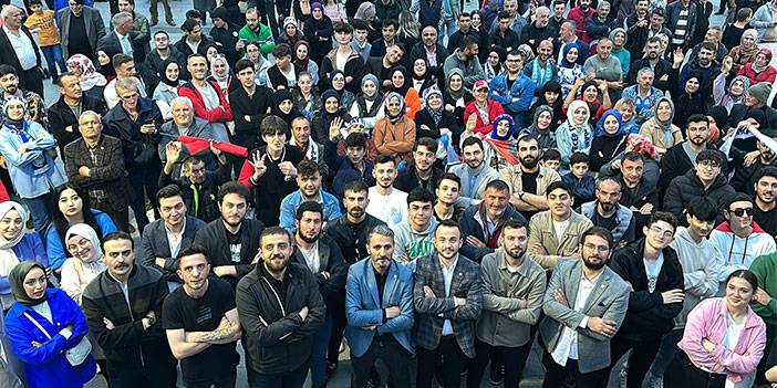 Cumhurbaşkanı Erdoğan’ın hemşehrileri kutlamalara başladı