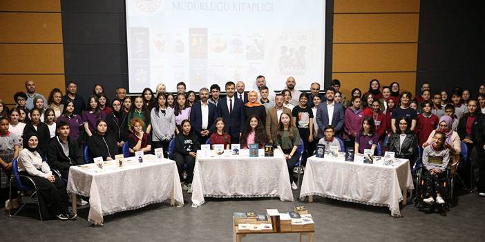 Rize'de öğrenci yazarların kitapları tanıtıldı