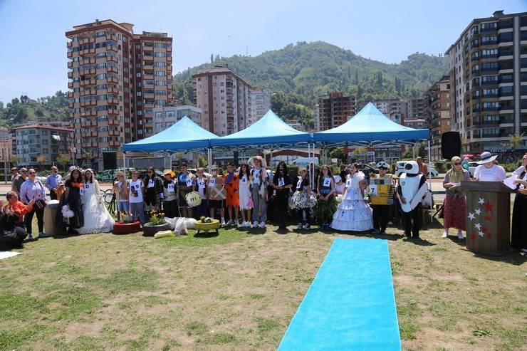 Rize'de "Rize Senin Projesi" Kapsamında Ödüller Verildi 29