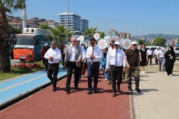 Rize'de "Rize Senin Projesi" Kapsamında Ödüller Verildi 9