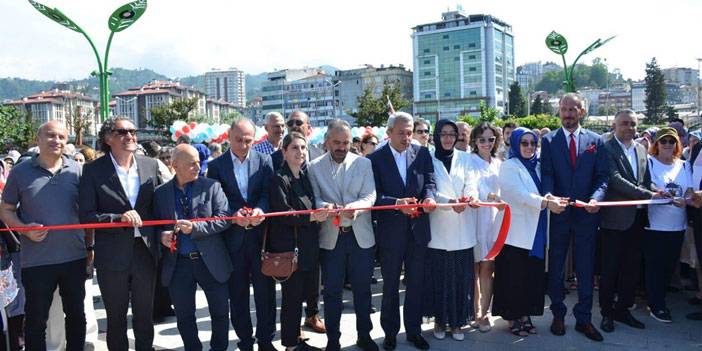 Rize'de "Hayat Boyu Öğrenme Şenliği Haftası" Coşkuyla Kutlandı