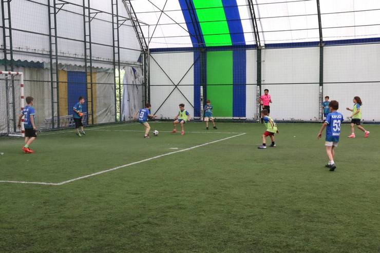 Rize'de Esila Tüfekçi Mahalleler Arası Çocuklar Futbol Turnuvası ve Şenliği başladı 5