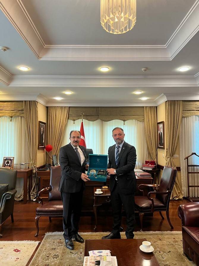 Recep Tayyip Erdoğan Üniversitesi Çay İhtisaslaşma Koordinatörlüğü Tarafından Azerbaycan'a Teknik Gezi Düzenlendi 14