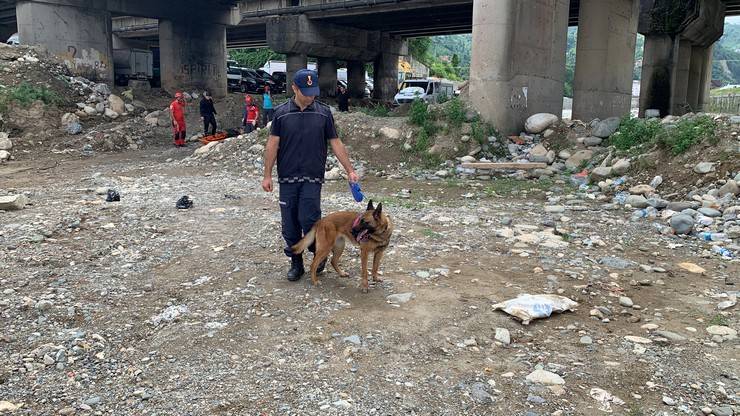 Rize'de 250 personelin katılımıyla sel ve heyelan tatbikatları gerçekleştirildi 23