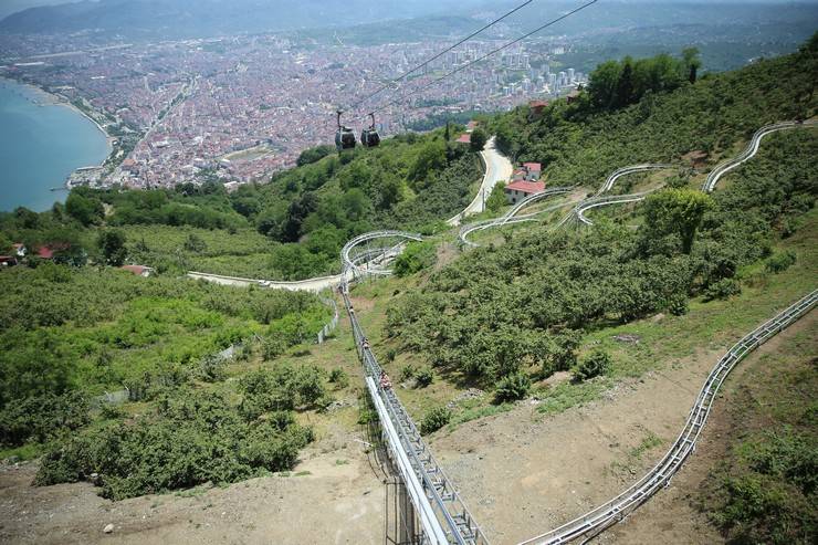 Ordu'da turistler dağ kızağı heyecanı yaşıyor 14