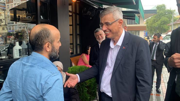 Sağlık Bakanı Prof. Dr. Kemal Memişoğlu, Rize'de esnaf ziyaretlerinde bulundu 14