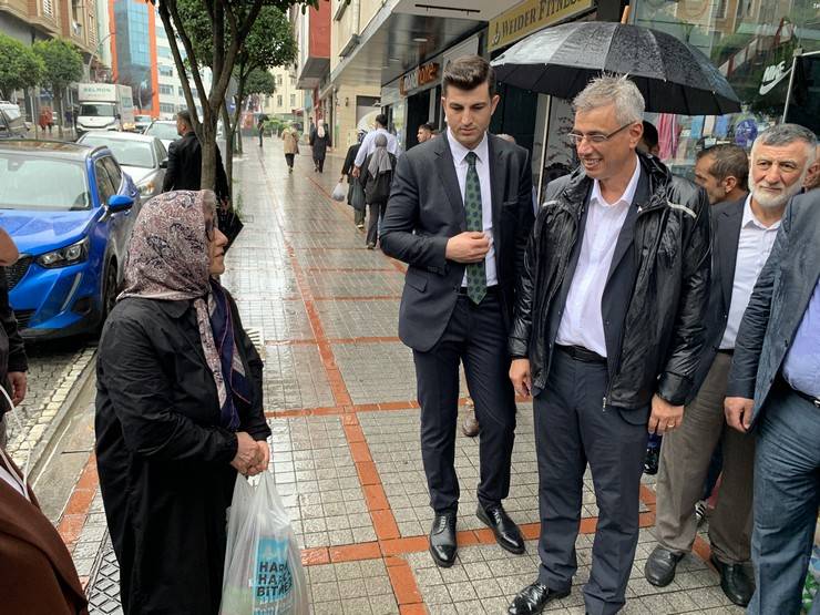 Sağlık Bakanı Prof. Dr. Kemal Memişoğlu, Rize'de esnaf ziyaretlerinde bulundu 5