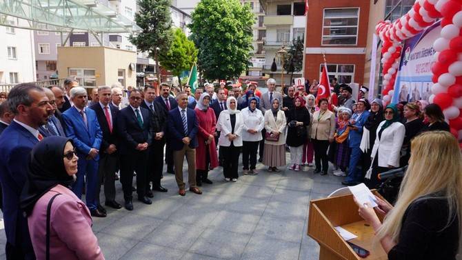 Rize’de Halk Eğitim Merkezlerinin Yıl Sonu Sergisinin Açılışı Gerçekleştirildi 1