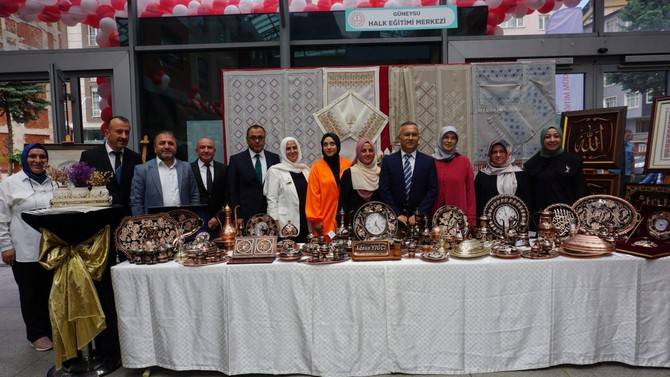 Rize’de Halk Eğitim Merkezlerinin Yıl Sonu Sergisinin Açılışı Gerçekleştirildi 25