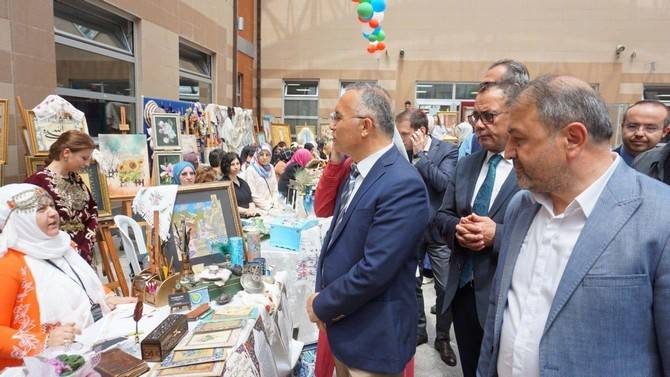 Rize’de Halk Eğitim Merkezlerinin Yıl Sonu Sergisinin Açılışı Gerçekleştirildi 35