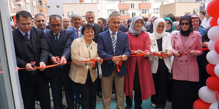 Rize’de Halk Eğitim Merkezlerinin Yıl Sonu Sergisinin Açılışı Gerçekleştirildi