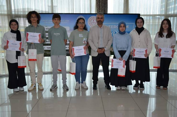 Tüfekçi, LGS'de Başarılı Olan Öğrenci ve Velileriyle Bir Araya Geldi 10