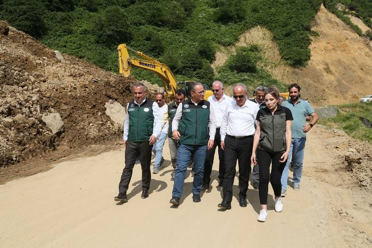 Başkan Metin, Çağrankaya sel kapanı gölet projesi saha çalışmalarını yerinde inceledi 11