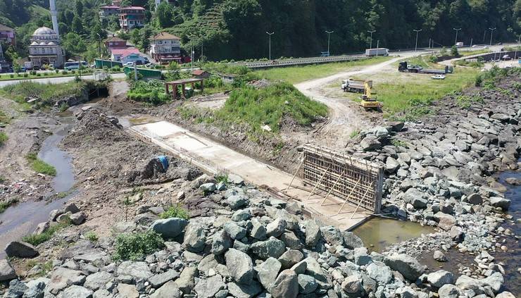 Rize'de Deniz Dolgusu Üzerinde 300 Dönümlük Yeni Bİr Alan Oluşturuluyor 9