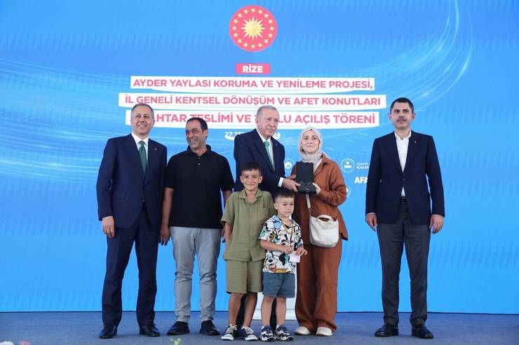 Cumhurbaşkanı Erdoğan, Rize'de Toplu Açılış Töreni"nde 32