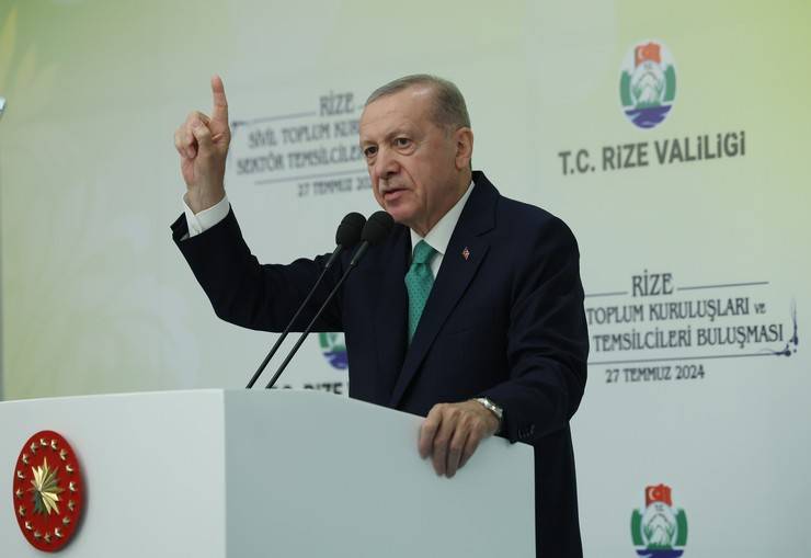 Cumhurbaşkanı Erdoğan, Rize'de Sivil Toplum Kuruluşları ve Sektör Temsilcileri Buluşması'na katıl 4