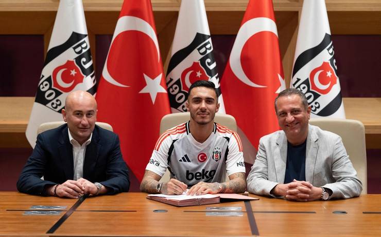 Çaykur Rizesporlu Emirhan Topçu, Beşiktaş'ta 1