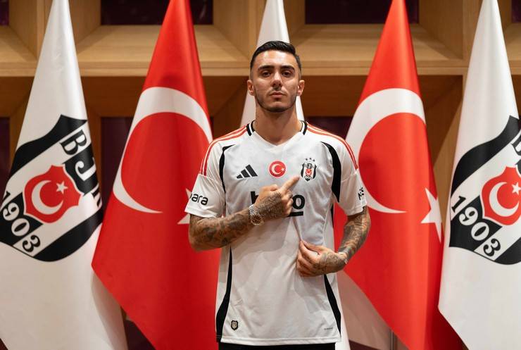 Çaykur Rizesporlu Emirhan Topçu, Beşiktaş'ta 3