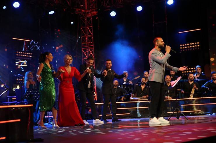 Rize'de "TRT Sanatçıları Şehir Konserleri" düzenlendi 8