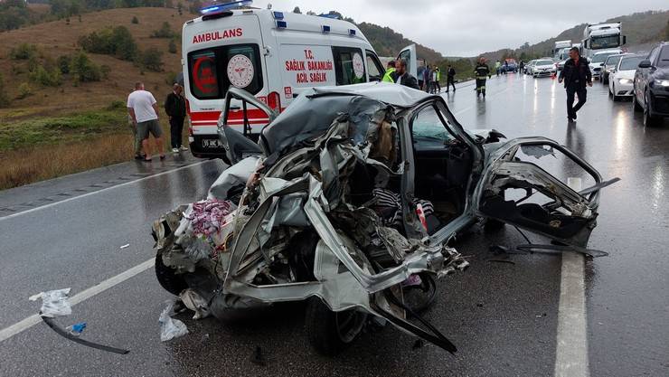 Samsun-Ankara kara yolundaki zincirleme trafik kazasında 3 kişi öldü, 6 kişi yaralandı 17