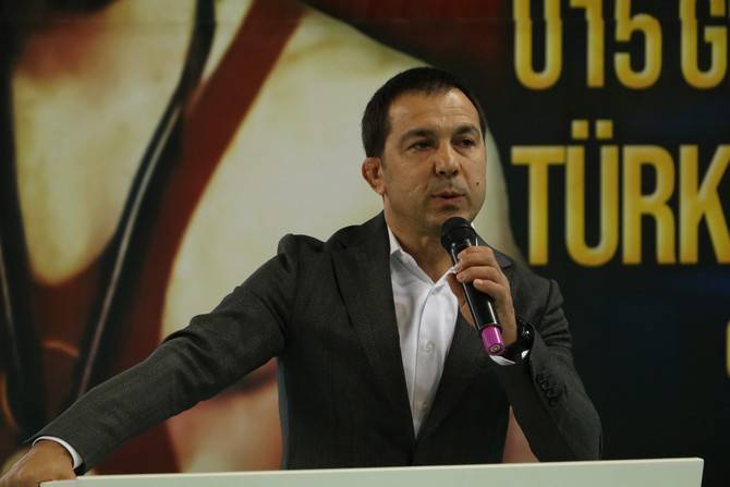 Rize'de 15 Yaş Altı Grekoromen Güreş Türkiye Şampiyonası devam ediyor 13