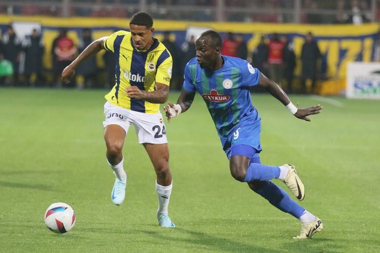 Çaykur Rizespor - Fenerbahçe maçından kareler 34