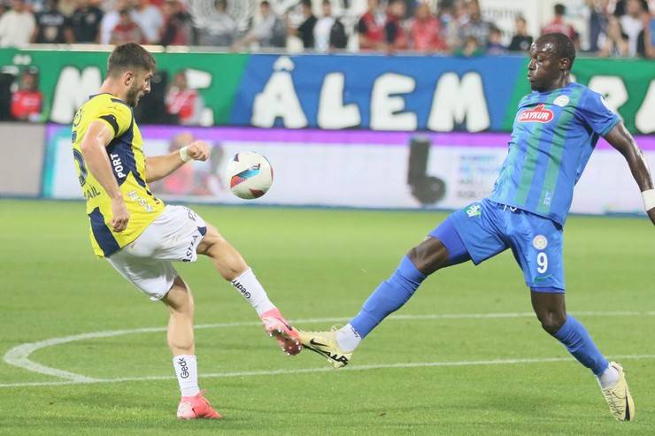 Çaykur Rizespor - Fenerbahçe maçından kareler 36