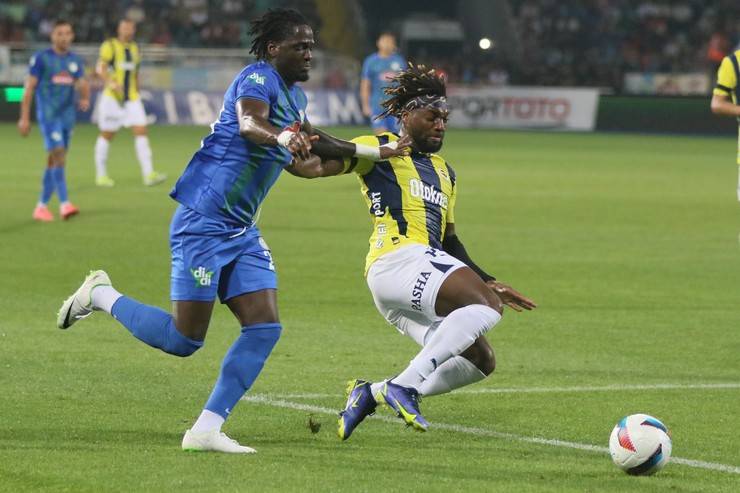 Çaykur Rizespor - Fenerbahçe maçından kareler 41