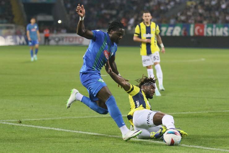 Çaykur Rizespor - Fenerbahçe maçından kareler 43