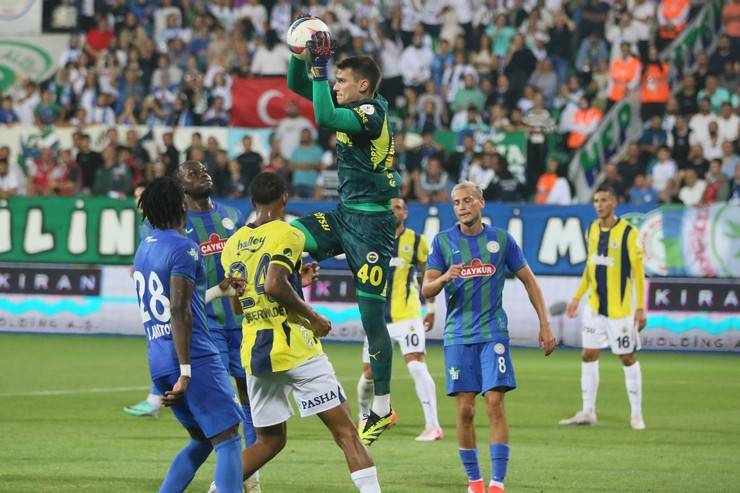 Çaykur Rizespor - Fenerbahçe maçından kareler 48