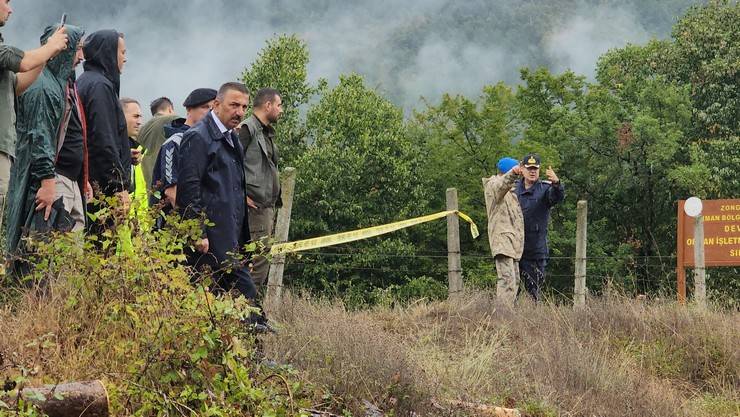 Zonguldak'ta otobüsle kamyonun çarpıştığı kazada 2 kişi öldü, 23 kişi yaralandı 18