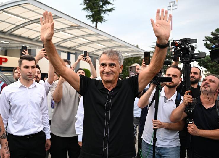 Şenol Güneş’e Trabzon’da coşkulu karşılama 6