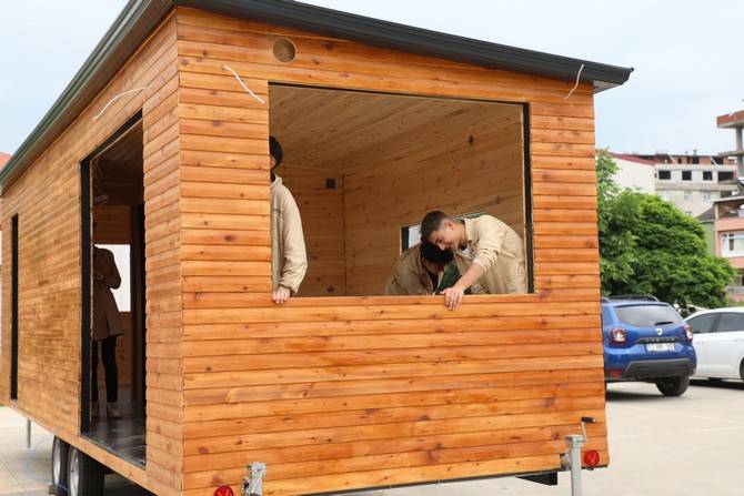 Rize'de meslek lisesi öğrencilerinden taşınabilir ev üretimi 13
