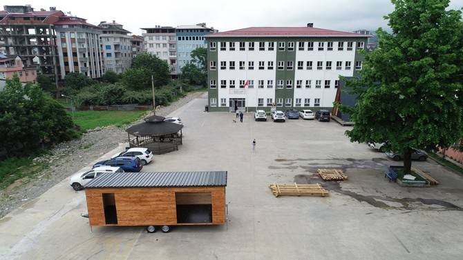 Rize'de meslek lisesi öğrencilerinden taşınabilir ev üretimi 4