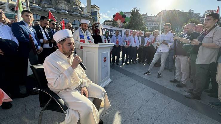 Rize’de “Direnişin Simgesi Gazze Yürüyüşü” sloganıyla Filistin'e destek yürüyüşü gerçekleştirildi 8