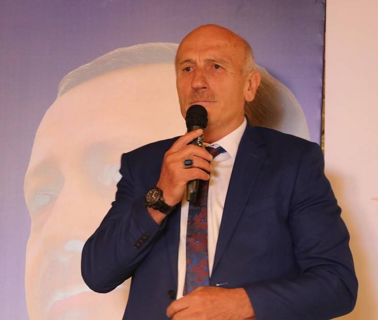 AK Parti Derepazarı İlçe Başkanlığına yeniden Hüseyin Topal seçildi 8