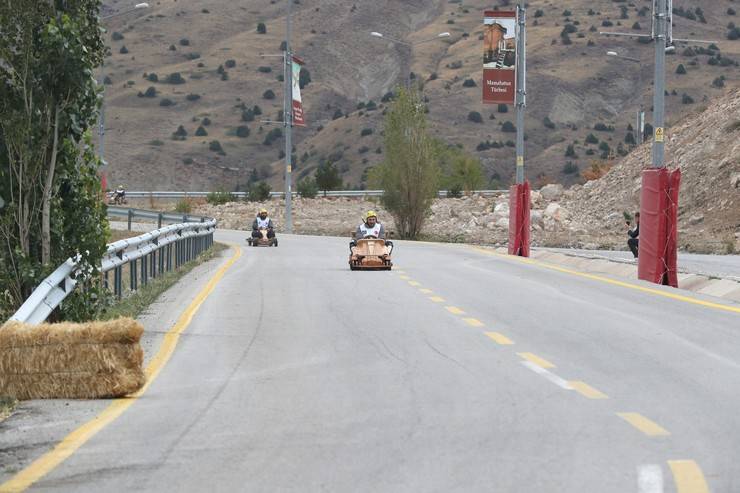 Erzincan’da Formulaz tahta araba yarışları düzenlendi 14