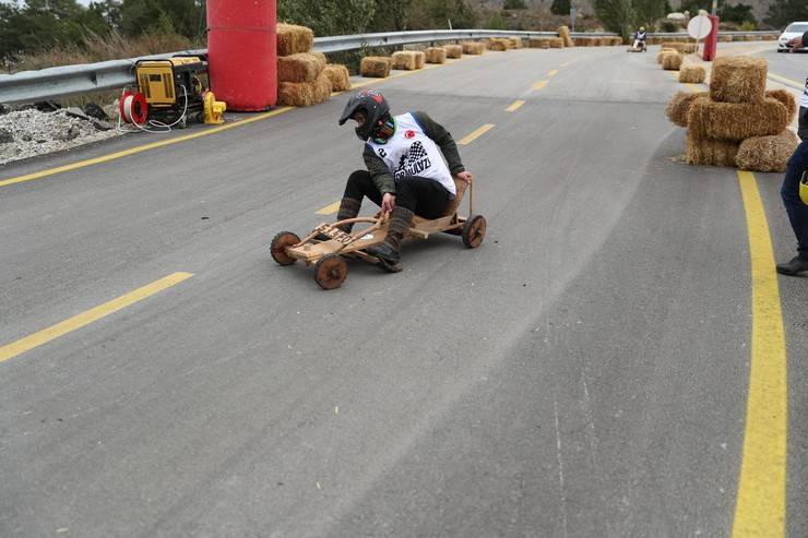 Erzincan’da Formulaz tahta araba yarışları düzenlendi 16