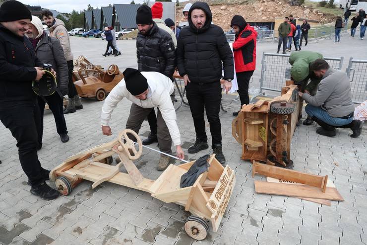 Erzincan’da Formulaz tahta araba yarışları düzenlendi 18